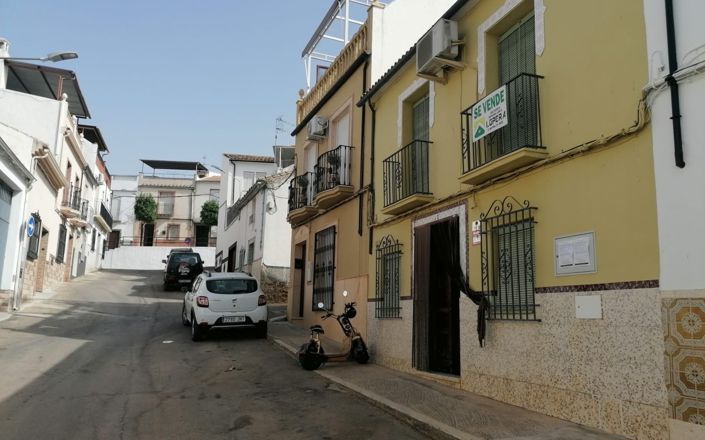 Image No.36-4 Bed House for sale