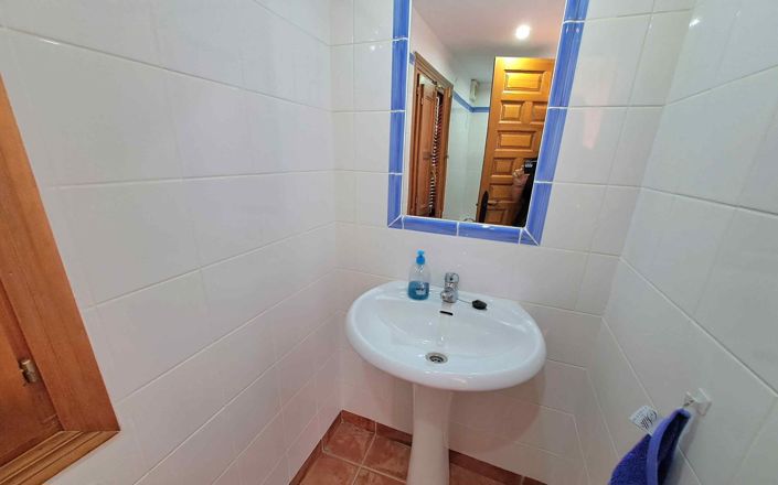 Image No.14-4 Bed House for sale