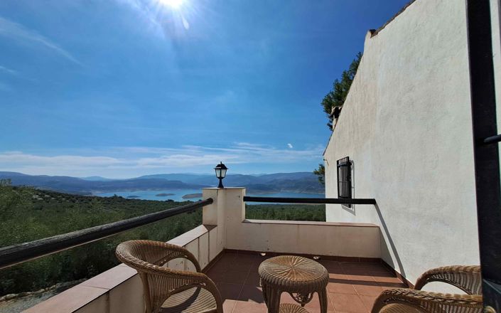 Image No.26-4 Bed House for sale