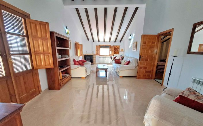 Image No.31-4 Bed House for sale