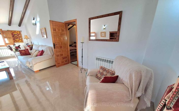 Image No.33-4 Bed House for sale