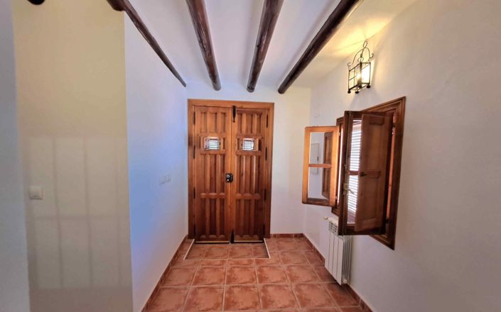 Image No.47-4 Bed House for sale