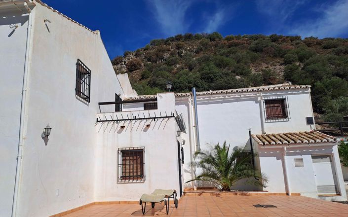 Image No.48-4 Bed House for sale