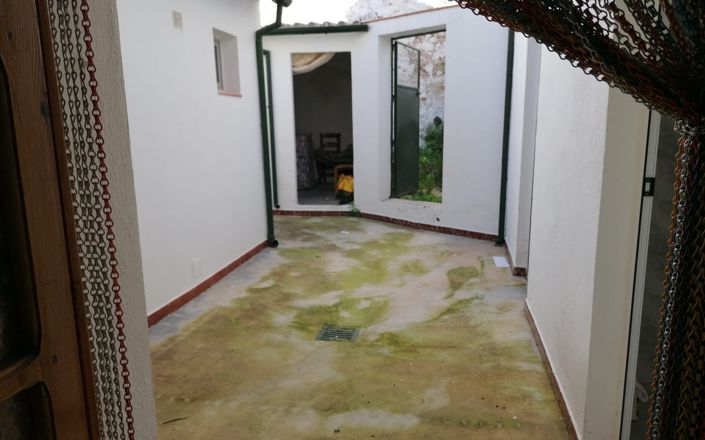 Image No.12-5 Bed House for sale