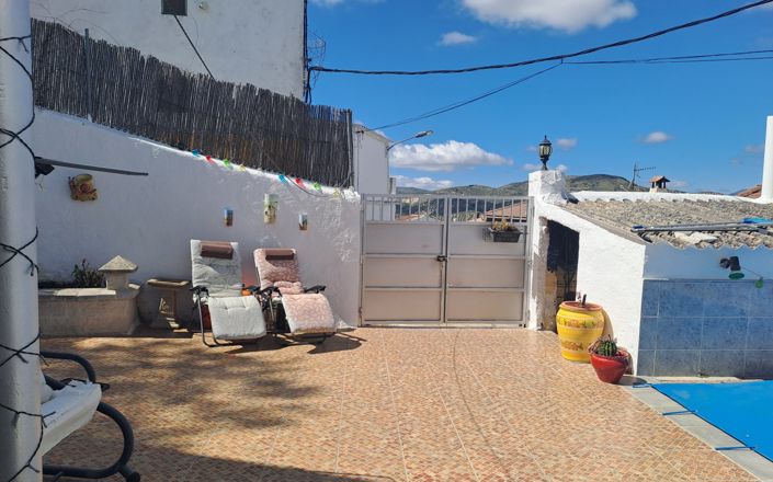 Image No.4-4 Bed House for sale