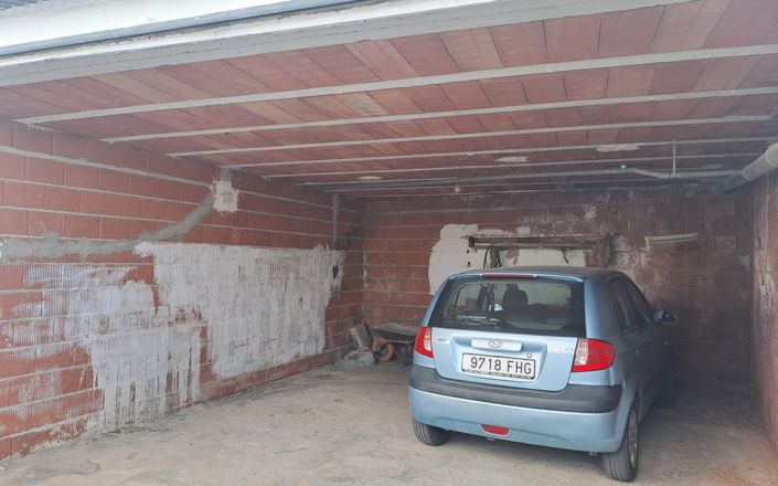 Image No.43-4 Bed House for sale