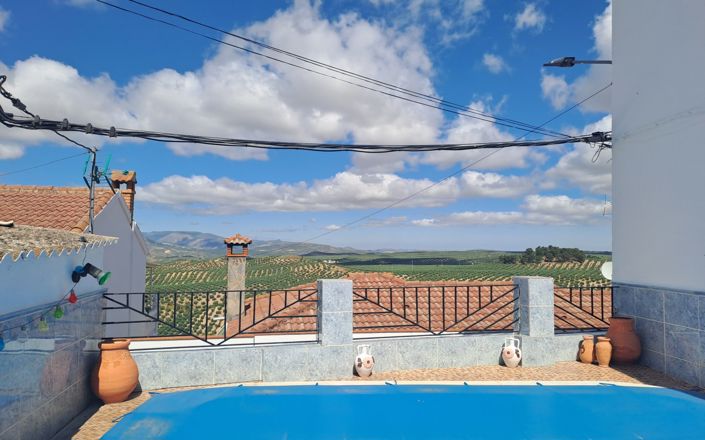 Image No.7-4 Bed House for sale