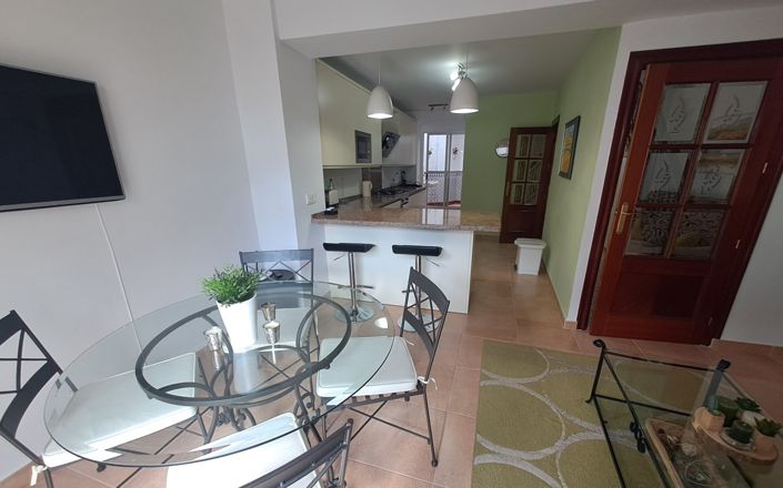 Image No.20-4 Bed House for sale