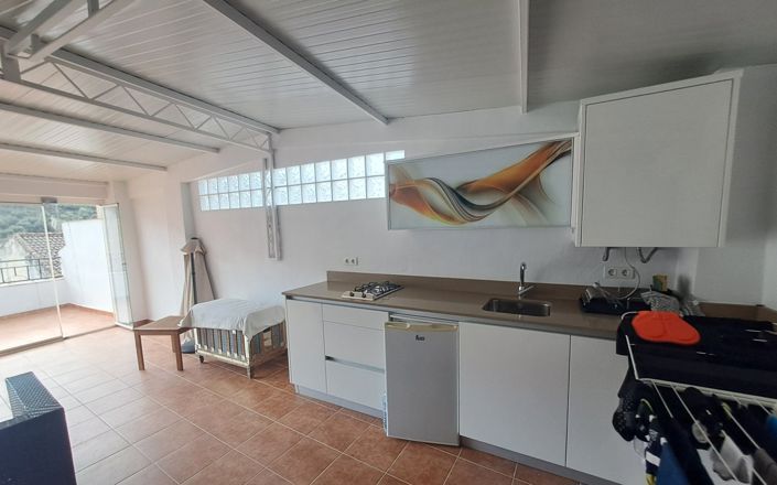 Image No.33-4 Bed House for sale