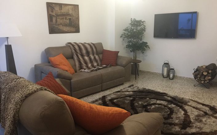 Image No.8-4 Bed House for sale