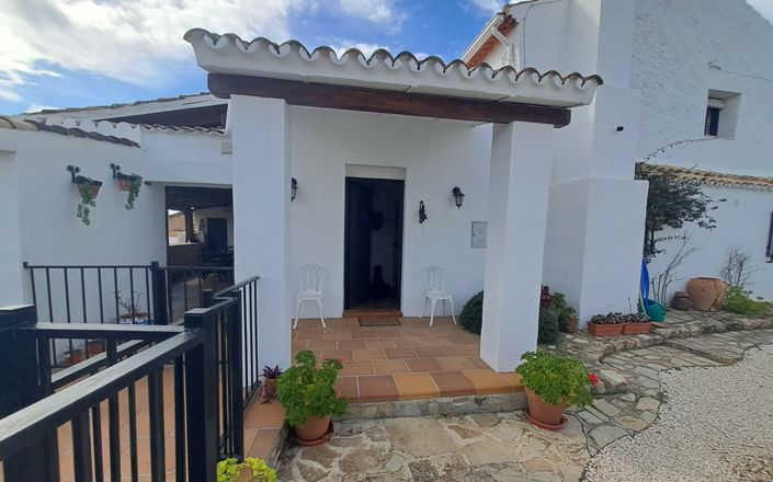 Image No.16-3 Bed House for sale