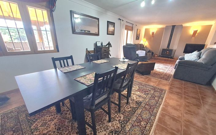 Image No.27-3 Bed House for sale