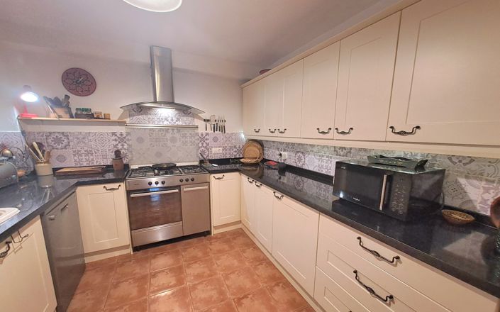 Image No.38-3 Bed House for sale