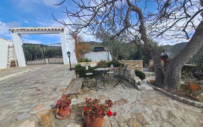 Image No.7-3 Bed House for sale