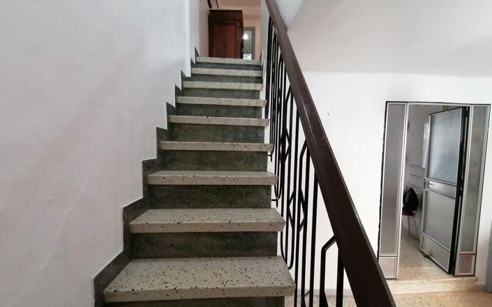 Image No.18-4 Bed House for sale