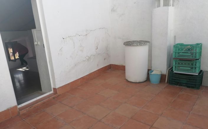 Image No.37-4 Bed House for sale