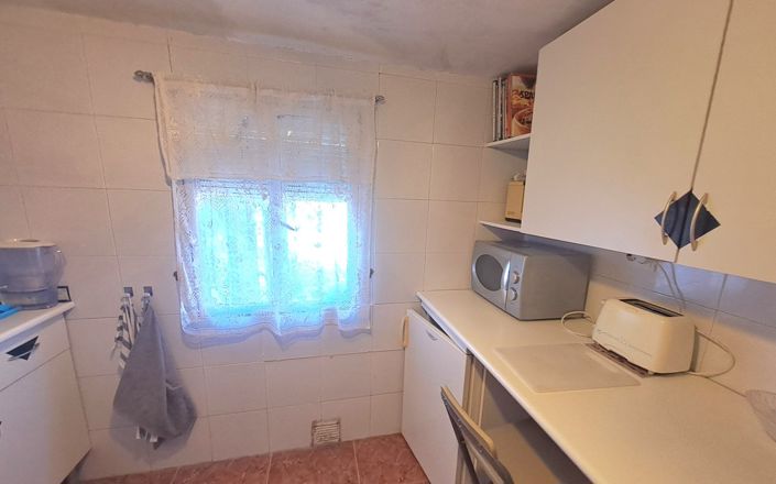 Image No.12-3 Bed House for sale