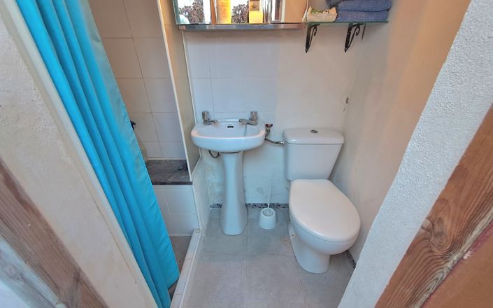 Image No.14-3 Bed House for sale