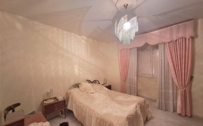 Image No.24-3 Bed House for sale