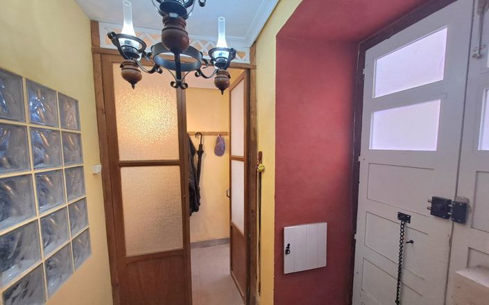 Image No.3-3 Bed House for sale