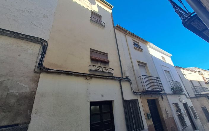 Image No.30-3 Bed House for sale