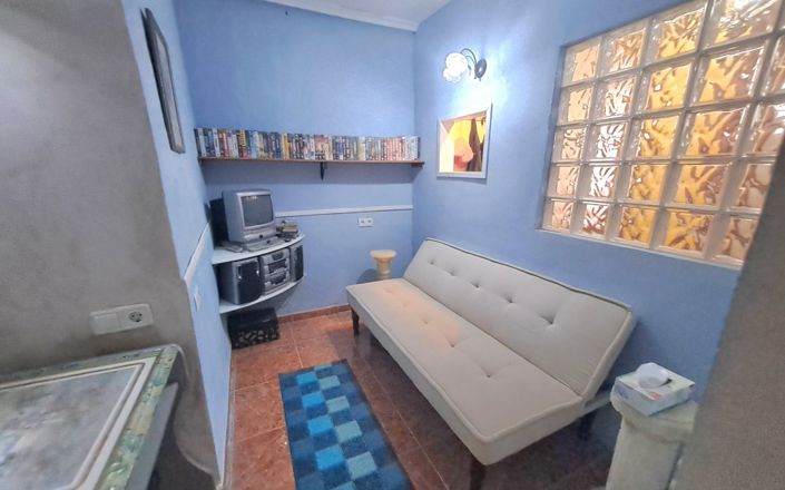 Image No.7-3 Bed House for sale