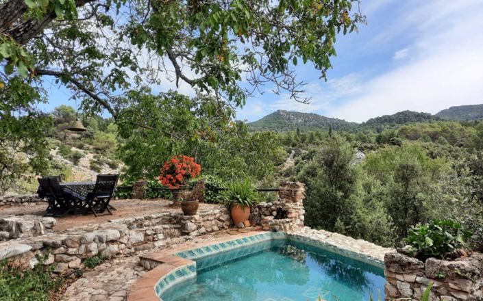 Image No.3-6 Bed House for sale