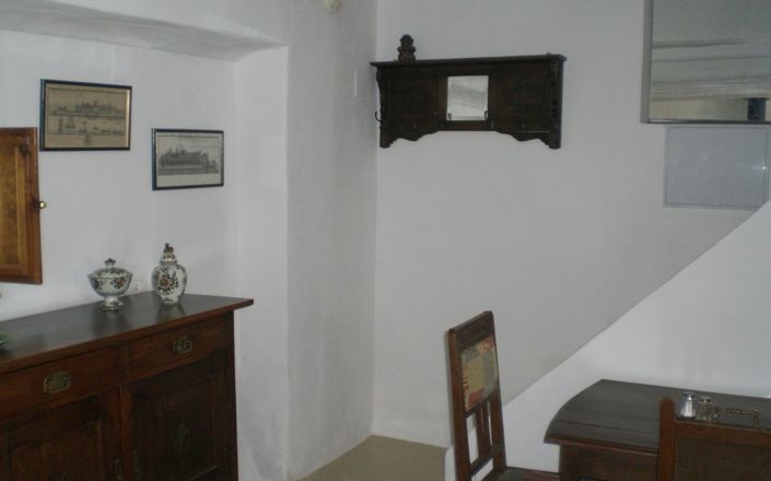 Image No.19-3 Bed House for sale