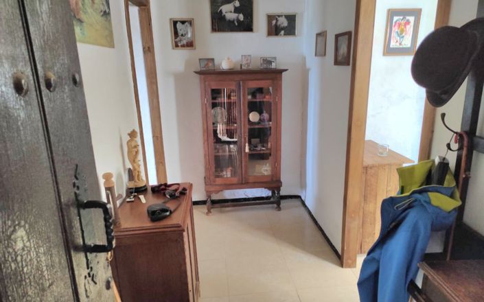 Image No.4-3 Bed House for sale