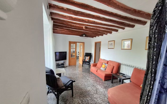 Image No.16-4 Bed House for sale