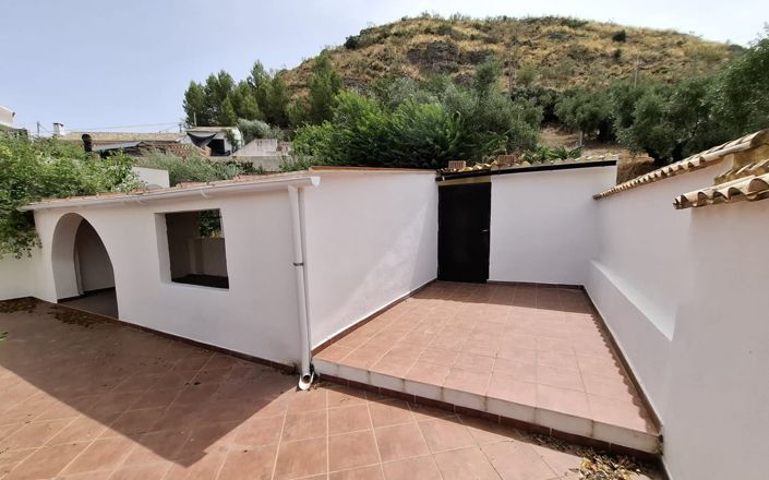 Image No.49-4 Bed House for sale