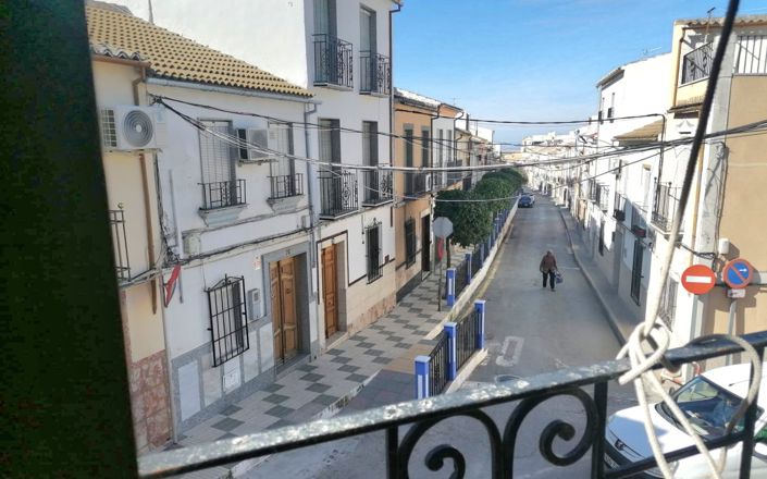 Image No.26-3 Bed House for sale