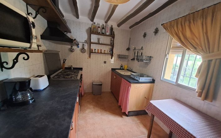 Image No.51-5 Bed House for sale