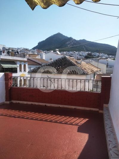 Image No.2-4 Bed House for sale