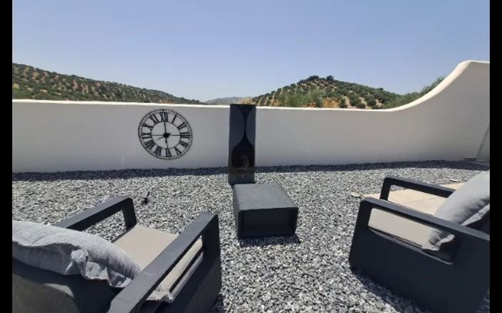 Image No.22-4 Bed House for sale