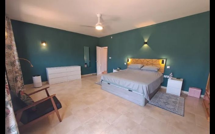 Image No.25-4 Bed House for sale