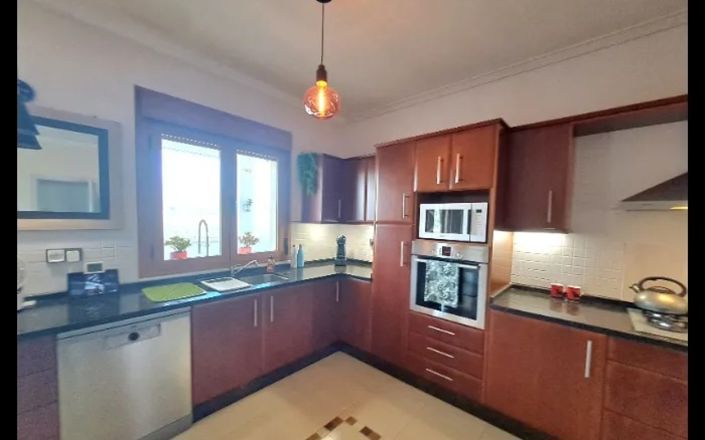 Image No.44-4 Bed House for sale