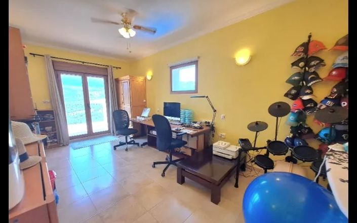 Image No.59-4 Bed House for sale