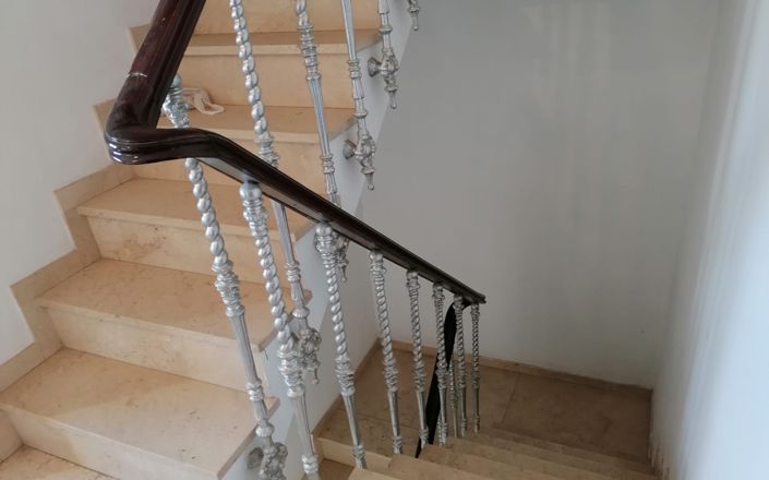 Image No.26-5 Bed House for sale