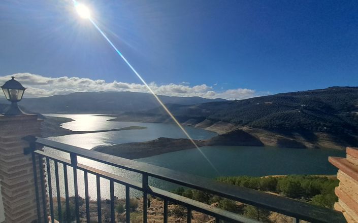 Image No.36-3 Bed House for sale