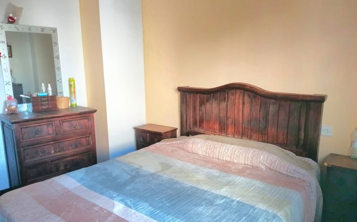 Image No.26-5 Bed House for sale