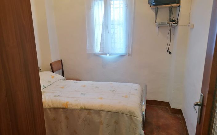 Image No.27-2 Bed House for sale