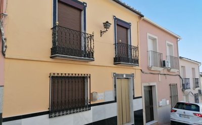 5 Bed House for sale