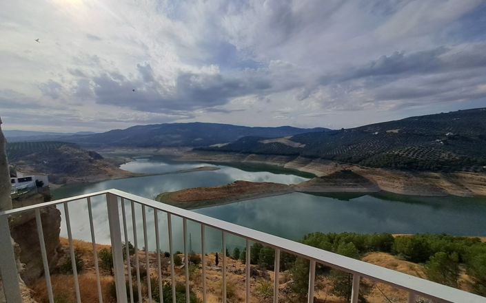 Image No.15-3 Bed House for sale