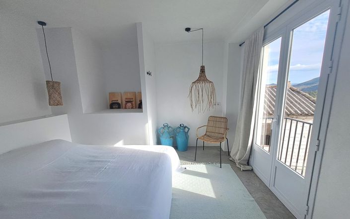 Image No.35-3 Bed House for sale