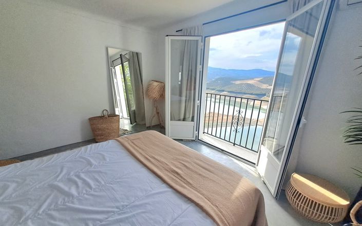 Image No.43-3 Bed House for sale