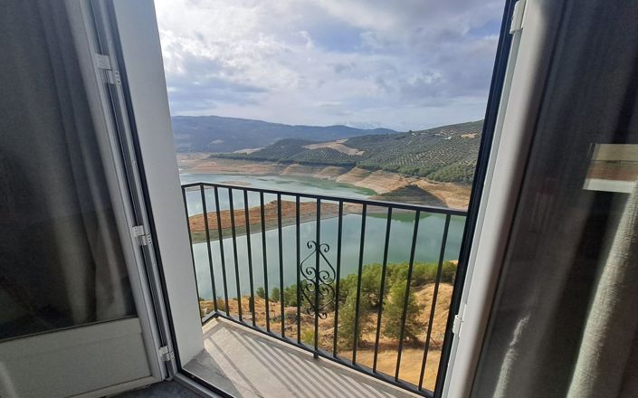 Image No.45-3 Bed House for sale