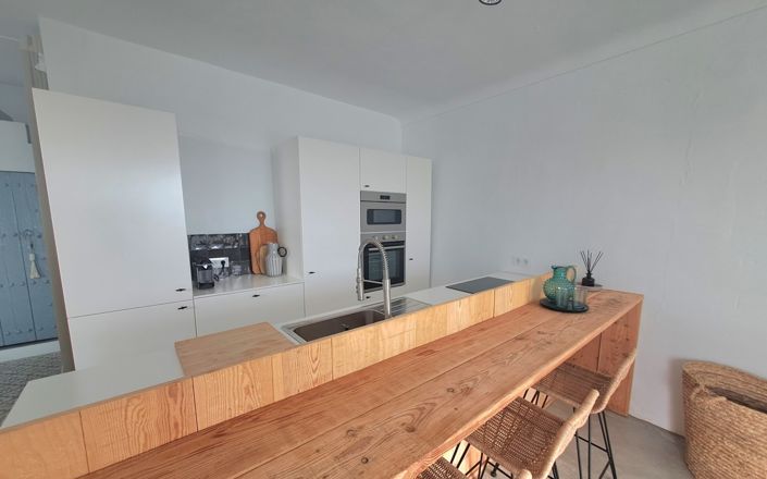 Image No.7-3 Bed House for sale