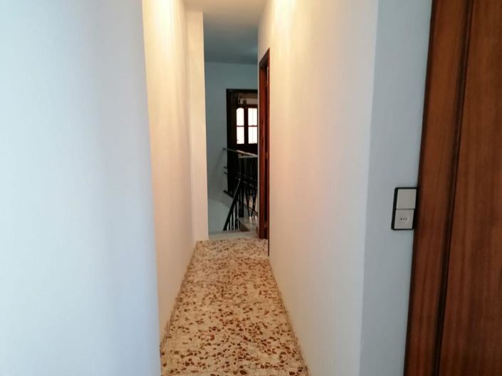 Image No.16-3 Bed House for sale