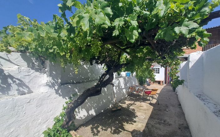 Image No.15-3 Bed House for sale